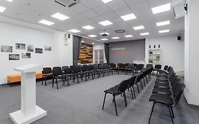 Orange Hotel